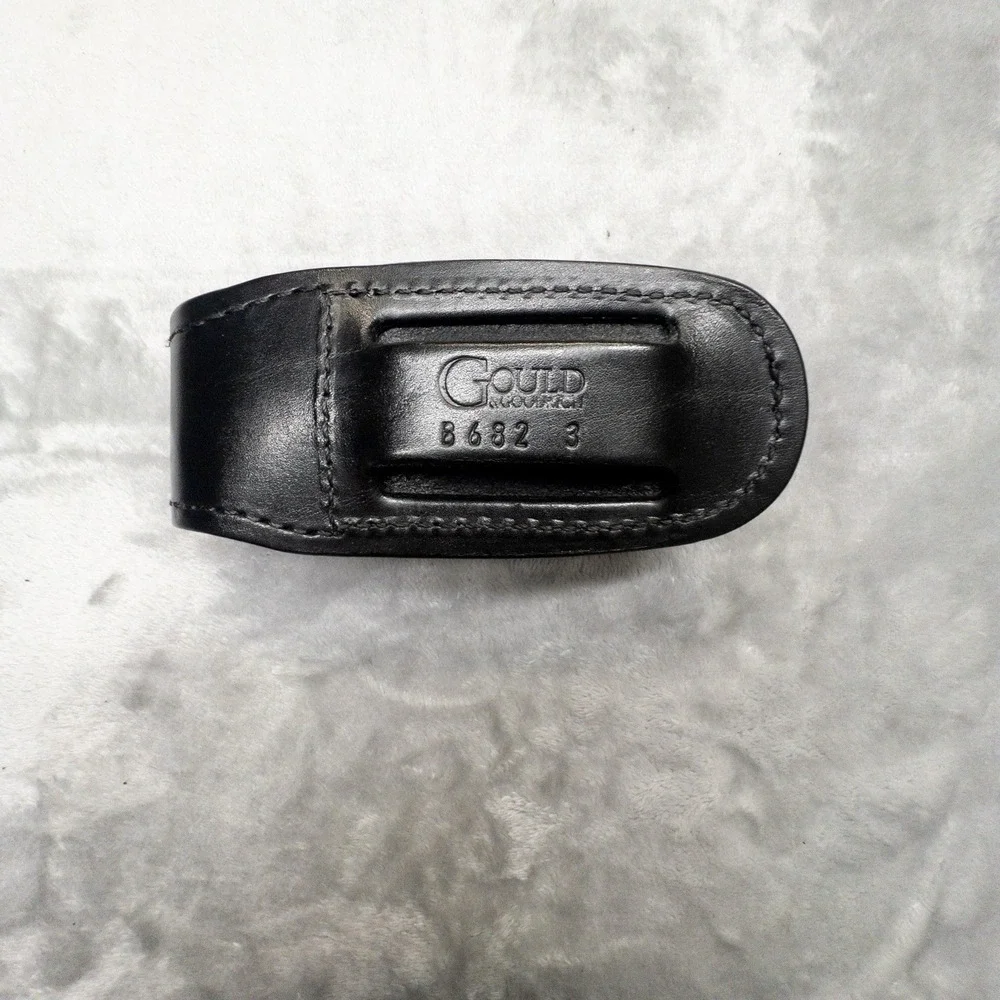 Gould & Goodrich Duty Leather Black Aerosol Case Mace Pepper Holster  B682